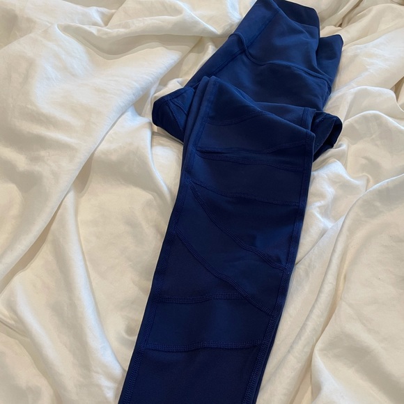 **HIGH RISE** Wunder Under Tech Mesh size 4 - Picture 9 of 15